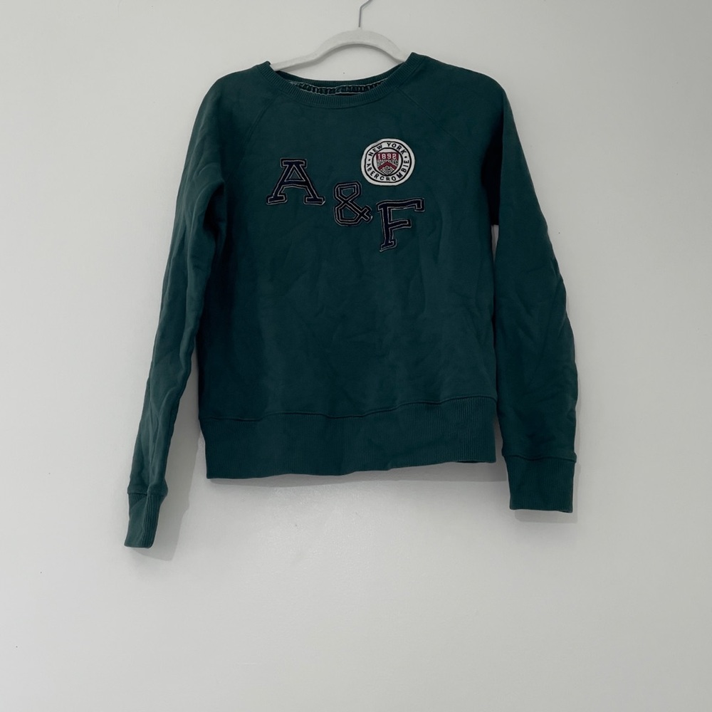 Abercrombie & Fitch Sweater